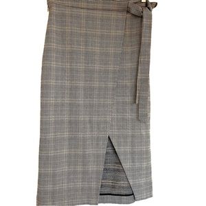 Elegant Gray Plaid Women's Skirt